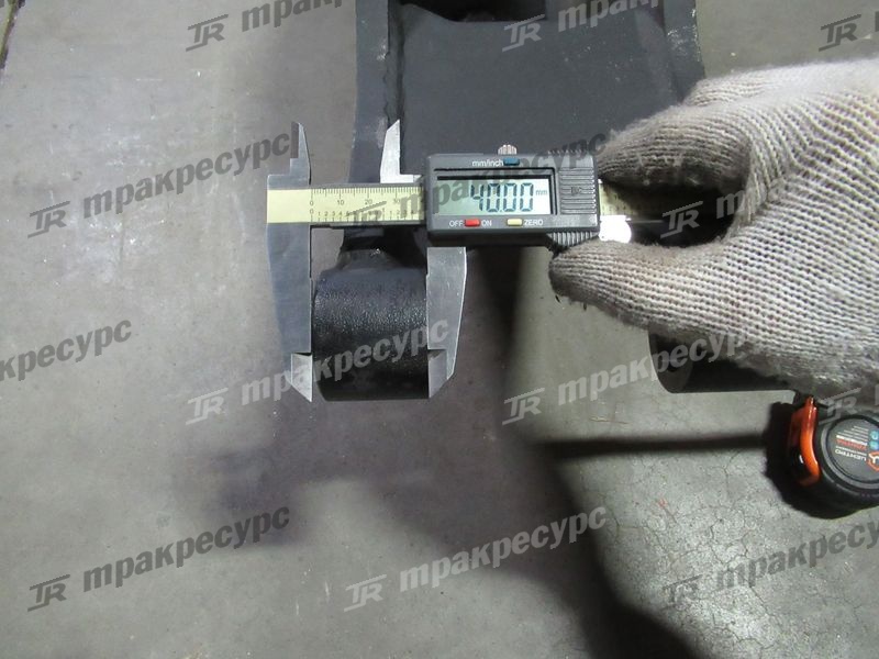 Балка управляемого моста 281E4-30101