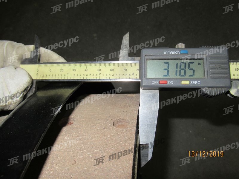 Сервотормоз правый в сборе A01C3-70111