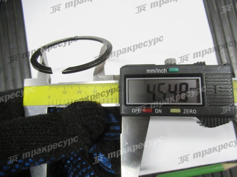 Кольцо стопорное 143E3-82451