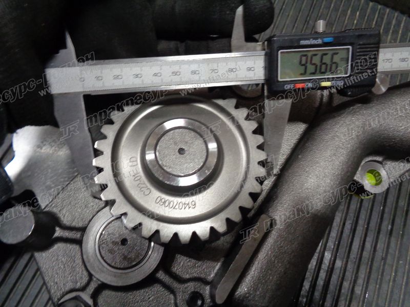Насос масляный WD10/WD615