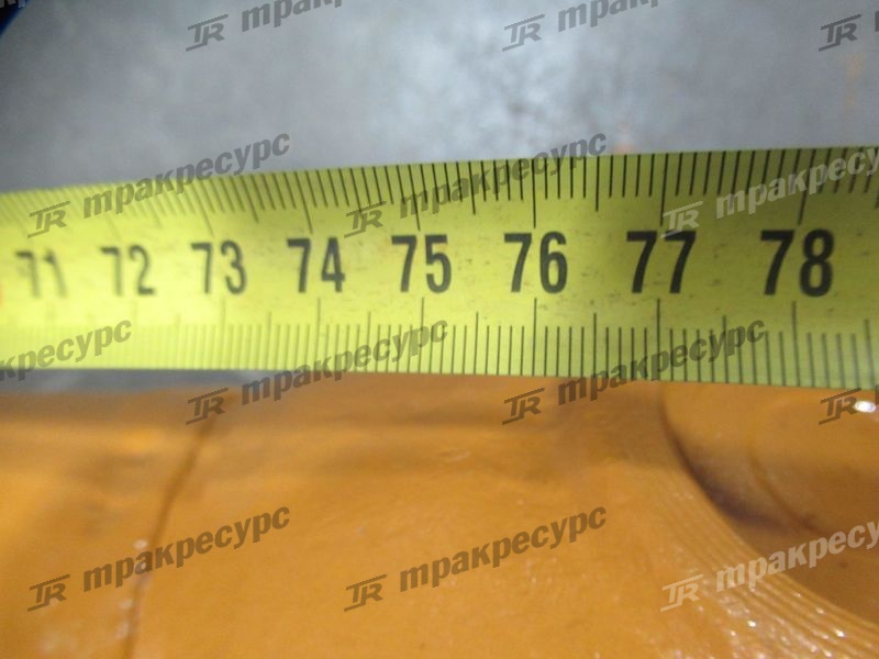 Вал карданный передний LW300