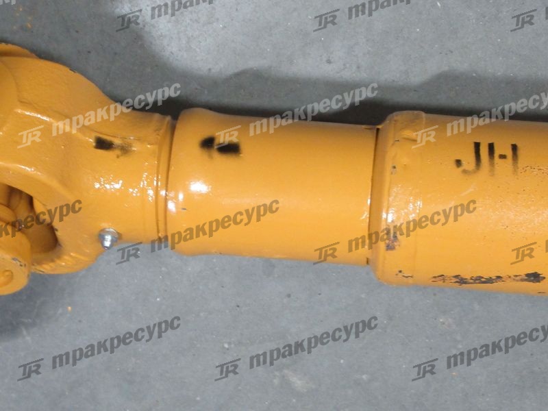 Вал карданный передний LW300