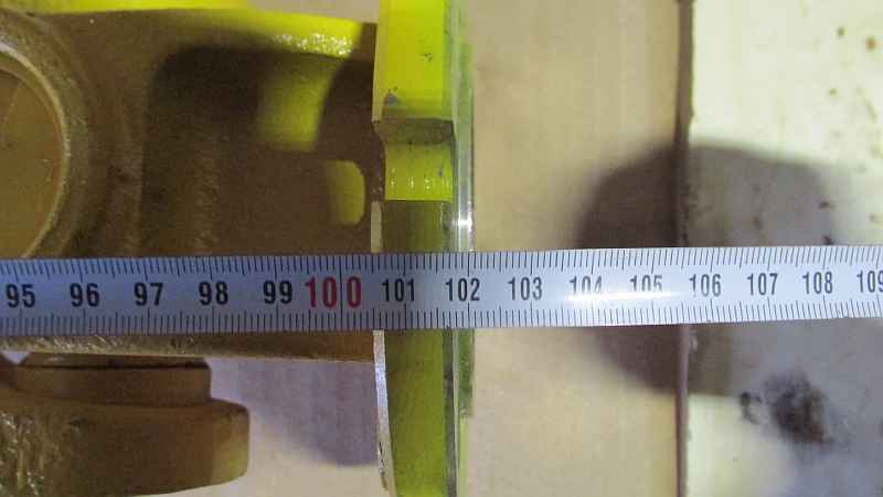 Вал карданный передний LW500