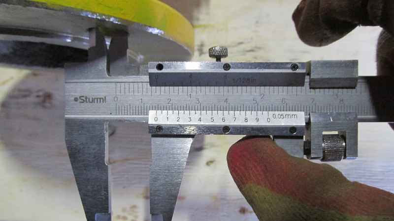 Вал карданный передний LW500