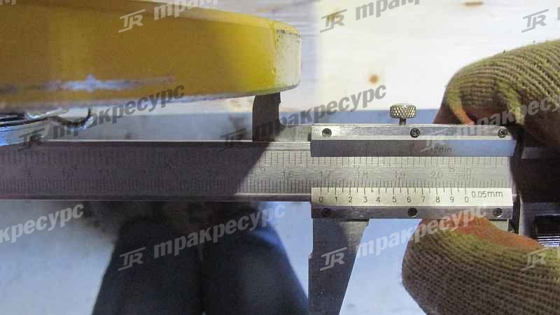 Вал карданный передний большой ZL50