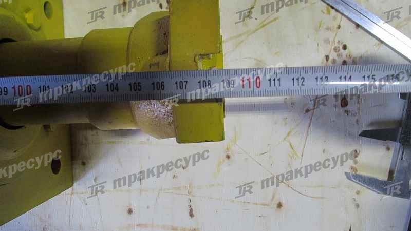 Вал карданный передний ZL50