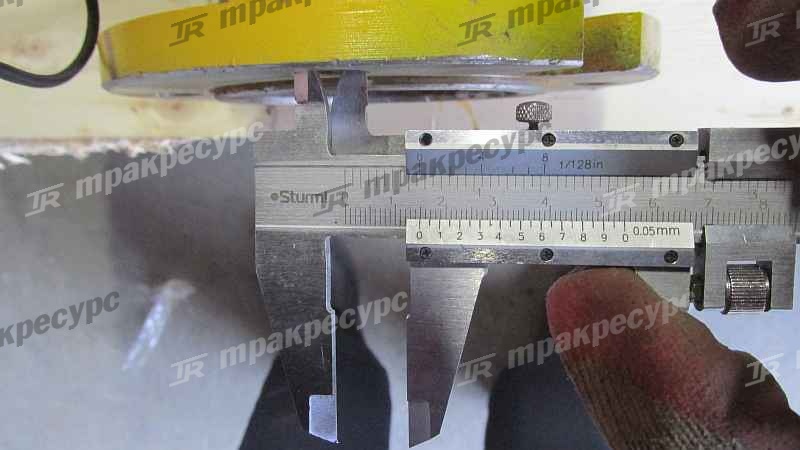 Вал карданный передний ZL50