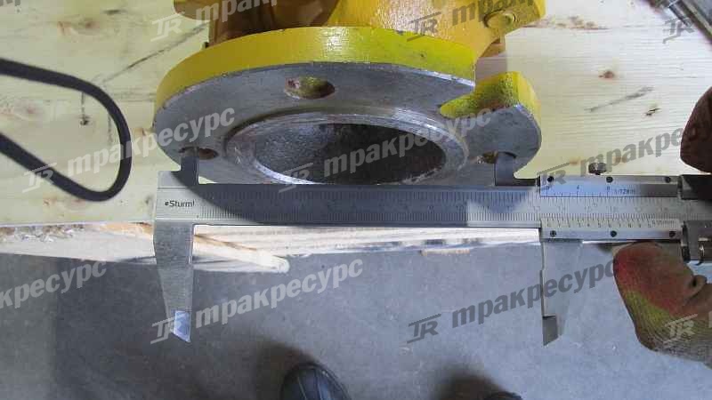 Вал карданный передний ZL50