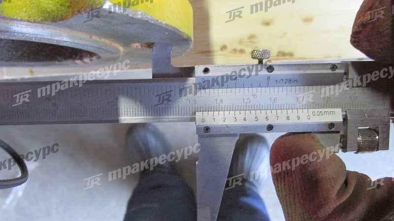 Вал карданный передний ZL50