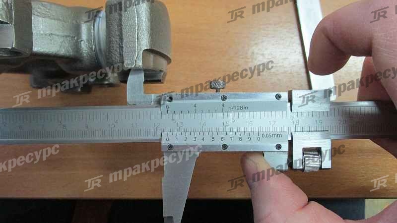 Крестовина переднего кардана ZL30