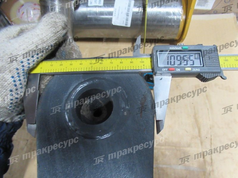 Палец 251800309