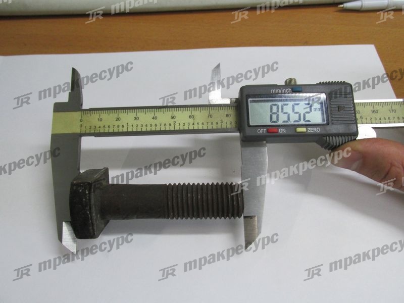 Болт зуба ковша бокового 805002220
