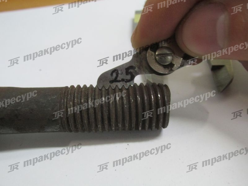 Болт зуба ковша бокового 805002220