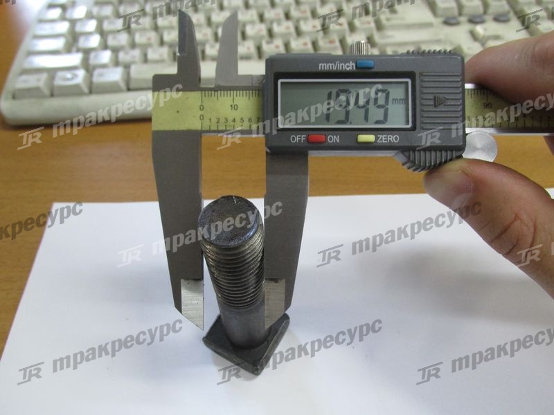Болт зуба ковша 805002221