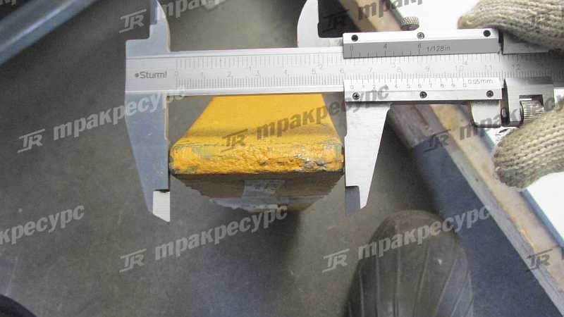 Зуб ковша центральный Z3.11.1-1