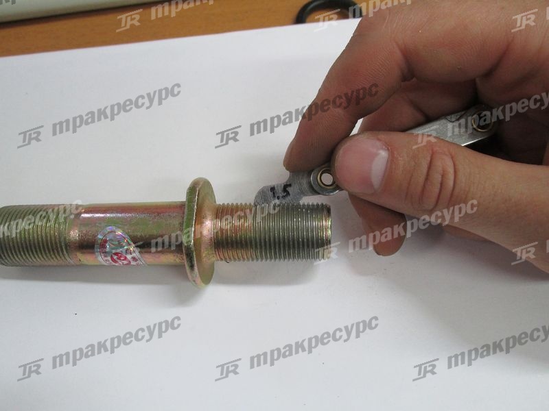 Шпилька в сборе 29070000621