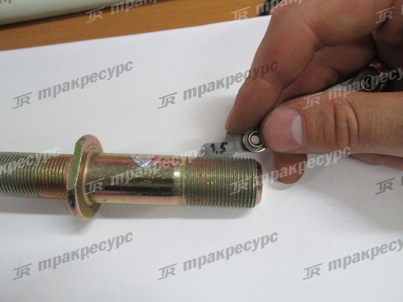Шпилька в сборе 29070000621