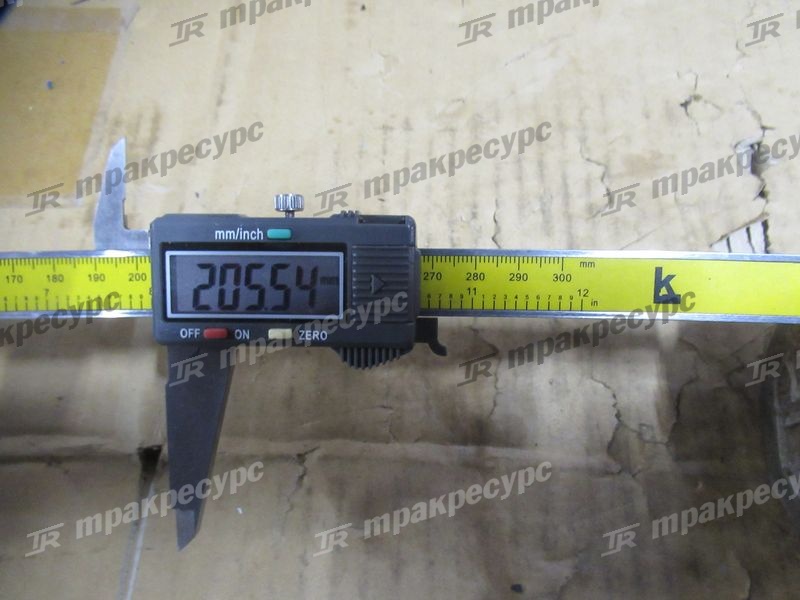 Палец 252100421