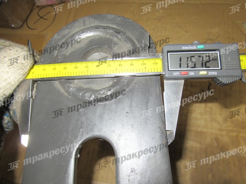 Палец 252100421