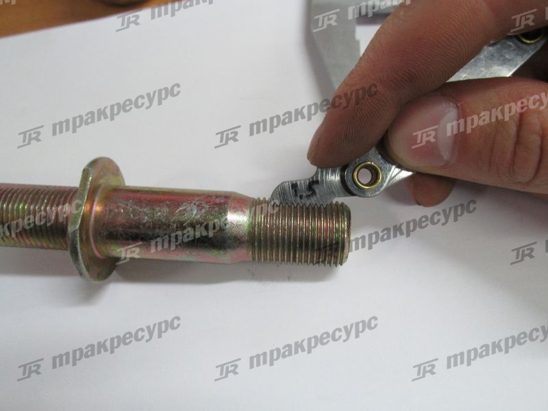 Шпилька в сборе 3050900044(1)