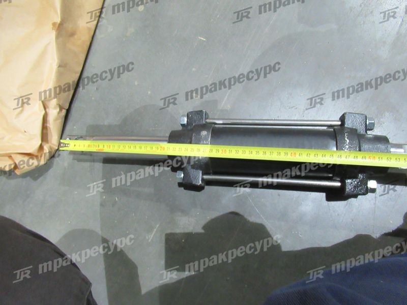 Цилиндр рулевой 3EA-64-51110
