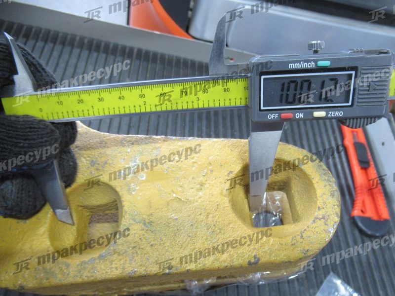 Зуб ковша боковой правый Z3G.11.3-1