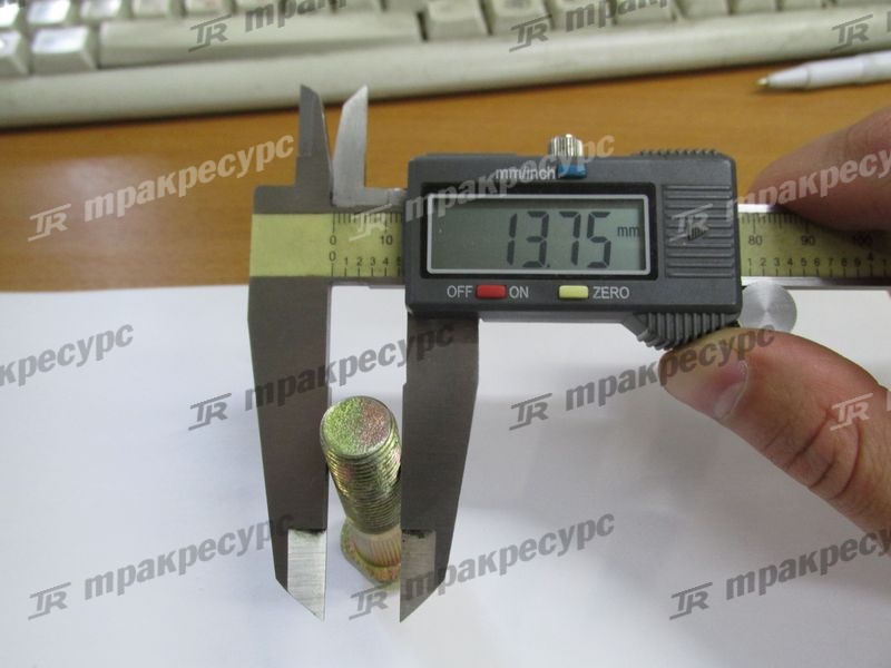 Болт с гайкой  N163-220011-000+N163-220010-000