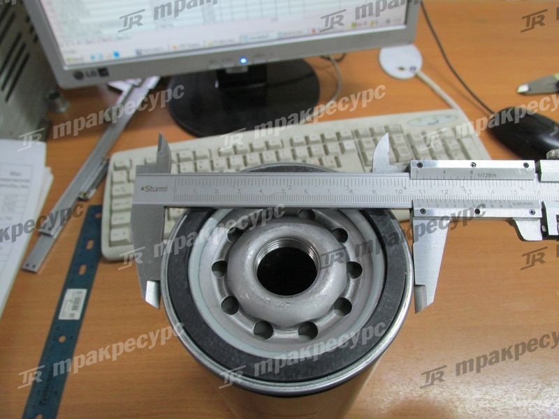 Фильтр масляный YC6J125Z-T20