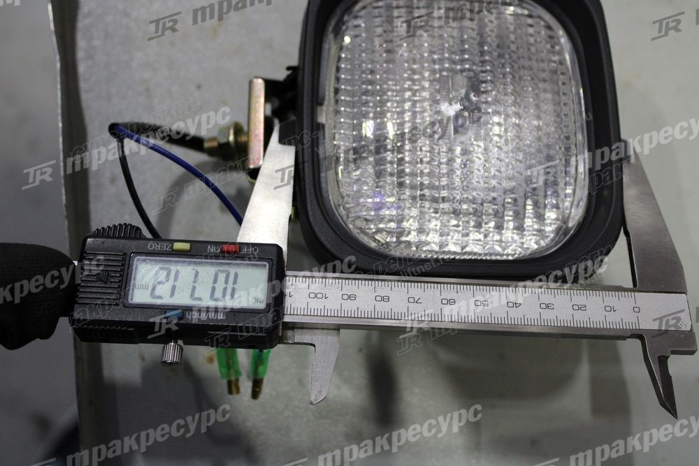 Фара передняя HC CPC(Q)D 10/20/30/35