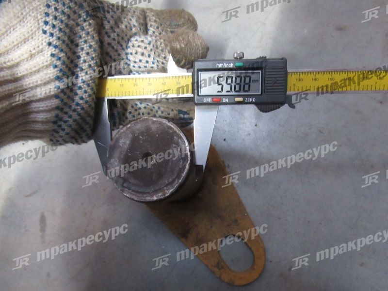 Палец 15D0037