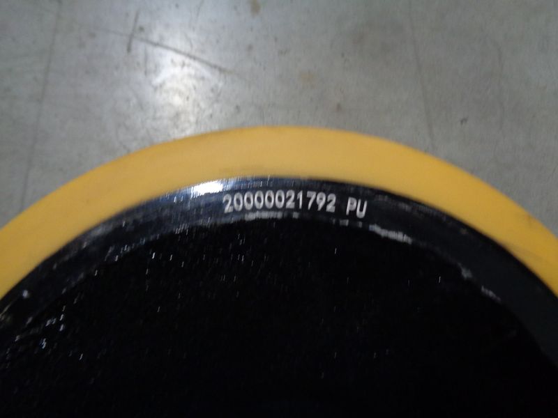 Колесо грузовое 0009903910
