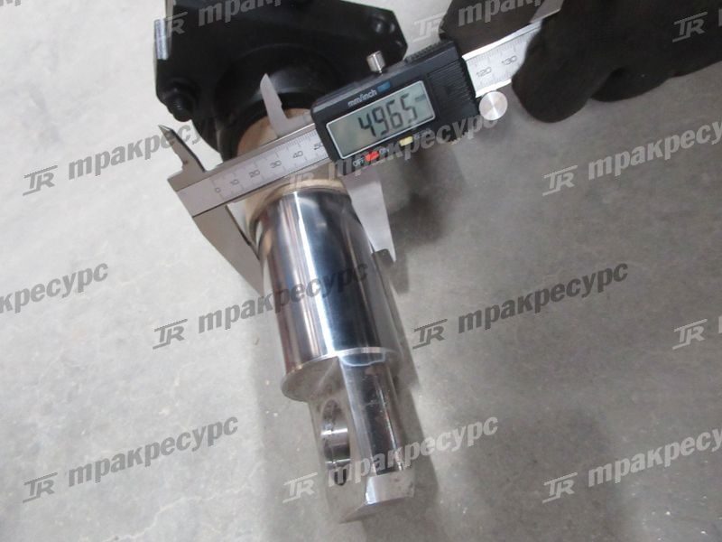 Цилиндр рулевой 91F43-00700
