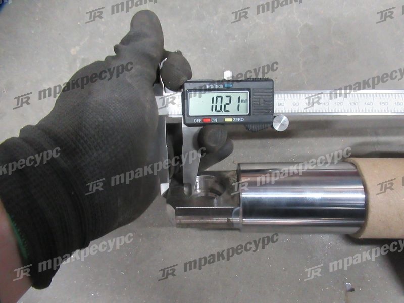 Цилиндр рулевой 91F43-00700