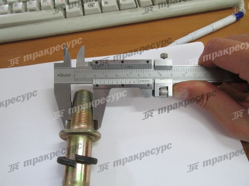 Шпилька колеса без гайки XG955II