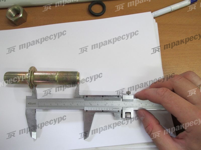 Шпилька колеса без гайки XG955II