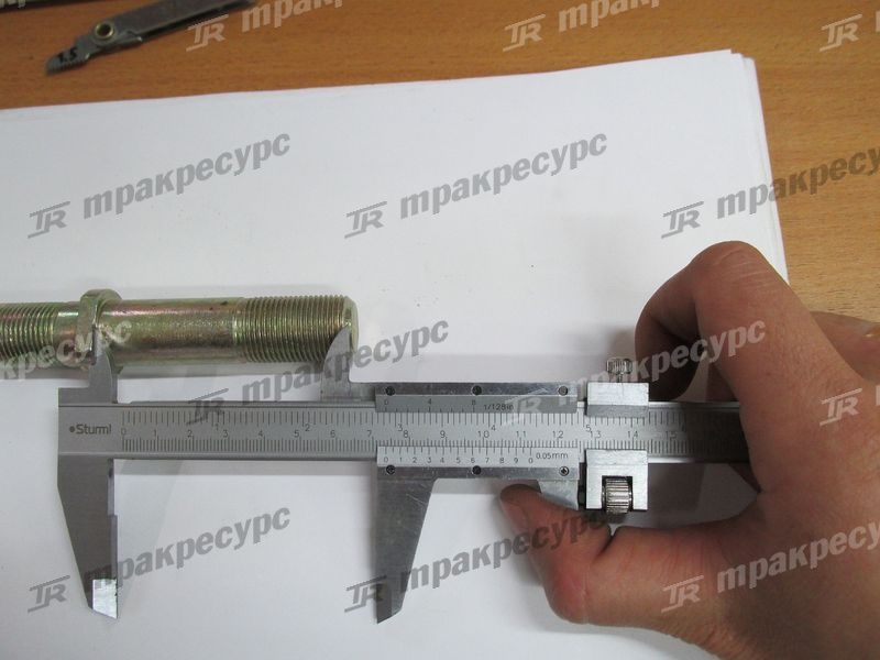 Шпилька ступицы ведущего моста НС CPCD20/25