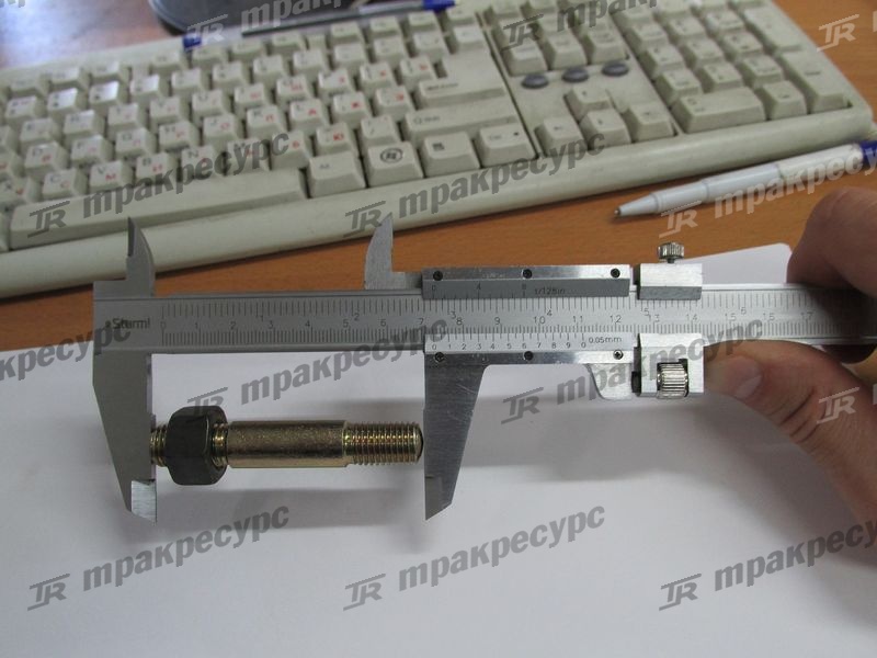 Шпилька крепления ступицы к ведущему мосту НС CPCD30/35N-RW6B