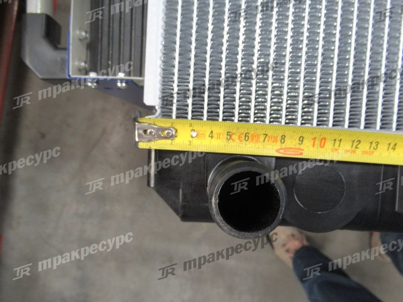 Радиатор 256W2-12001