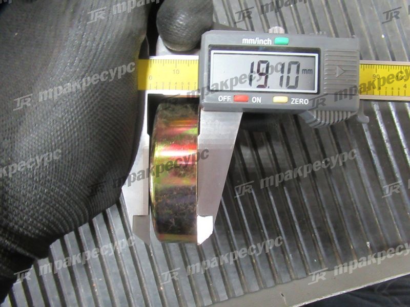Седло подшипника A21B4-12002