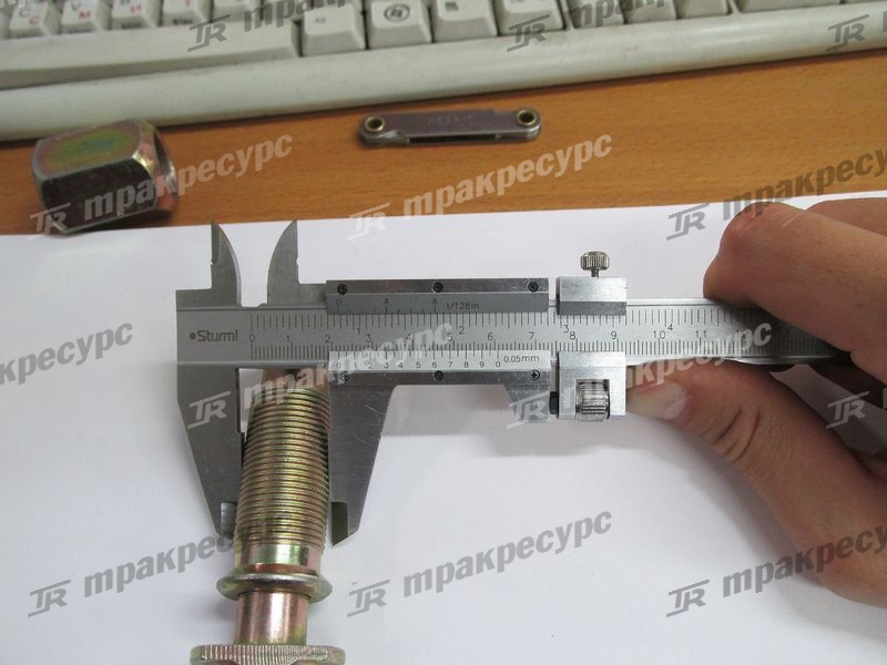 Шпилька ведущего моста Heli CPC(Q)D10-18