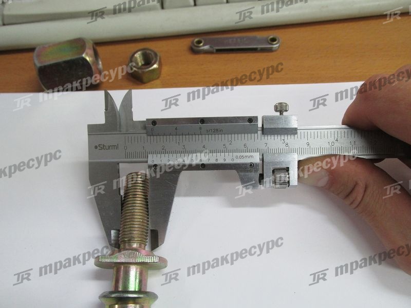 Шпилька ведущего моста Heli CPC(Q)D10-18