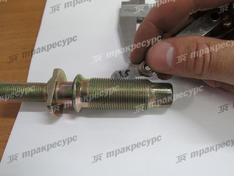Шпилька ведущего моста Heli CPC(Q)D10-18