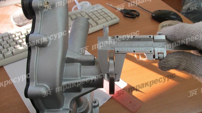 Насос водяной 4D92/4D94/4TNE92/4TNE94/4TNE98/4TNV94/4TNV98