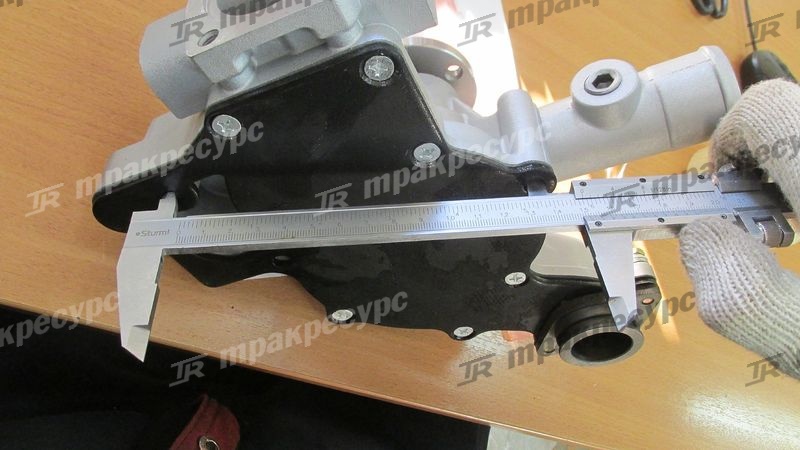 Насос водяной 4D92/4D94/4TNE92/4TNE94/4TNE98/4TNV94/4TNV98