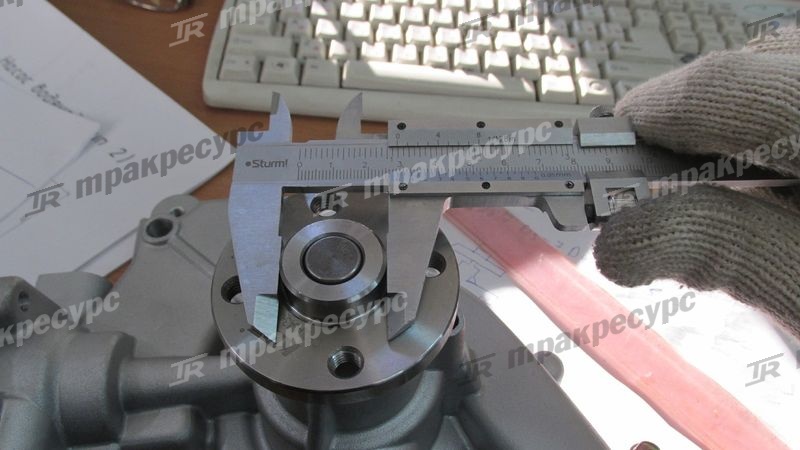 Насос водяной 4D92/4D94/4TNE92/4TNE94/4TNE98/4TNV94/4TNV98