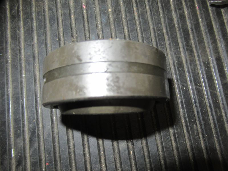 Втулка 4021000199