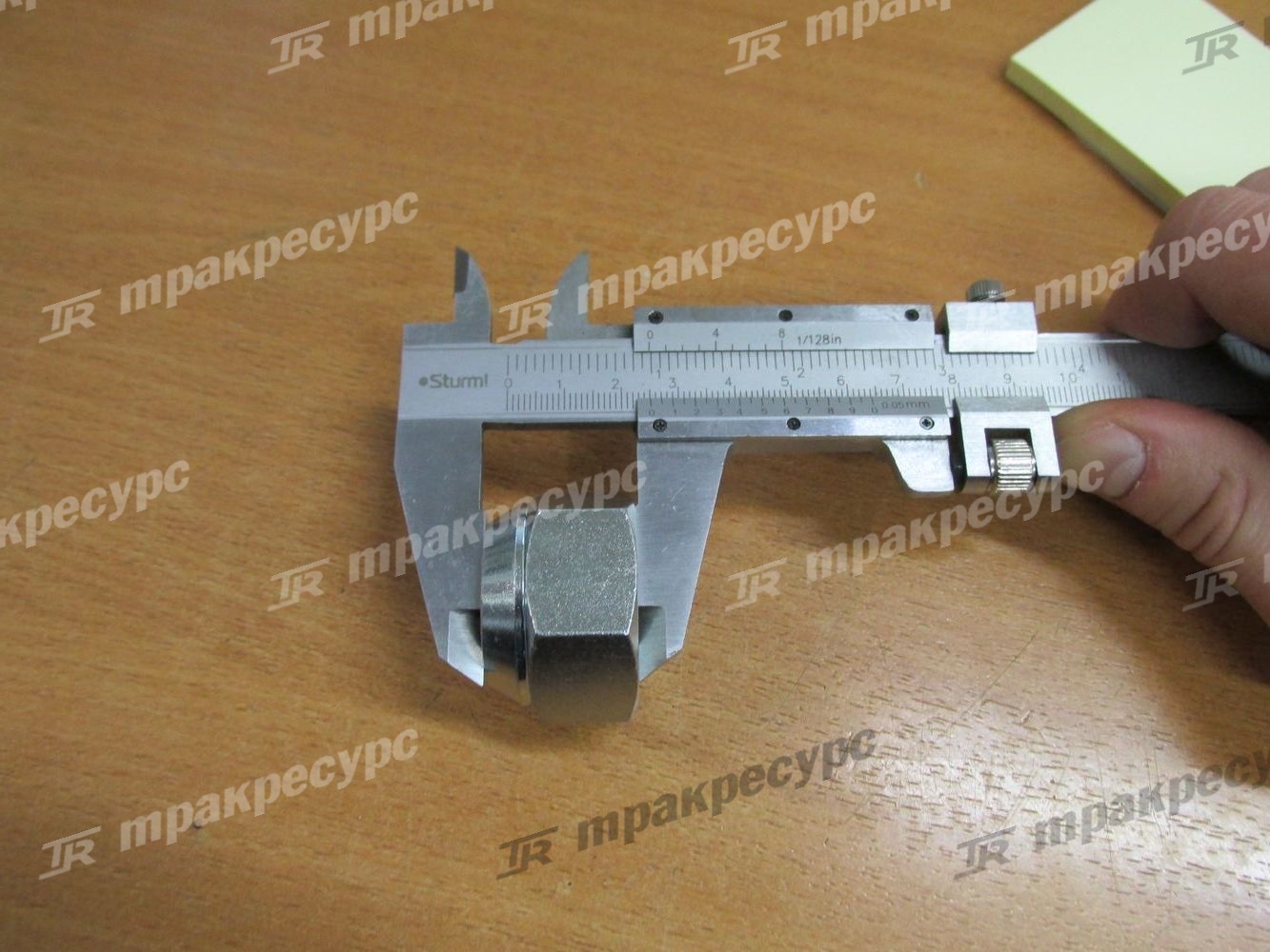 Гайка 308-22-23335