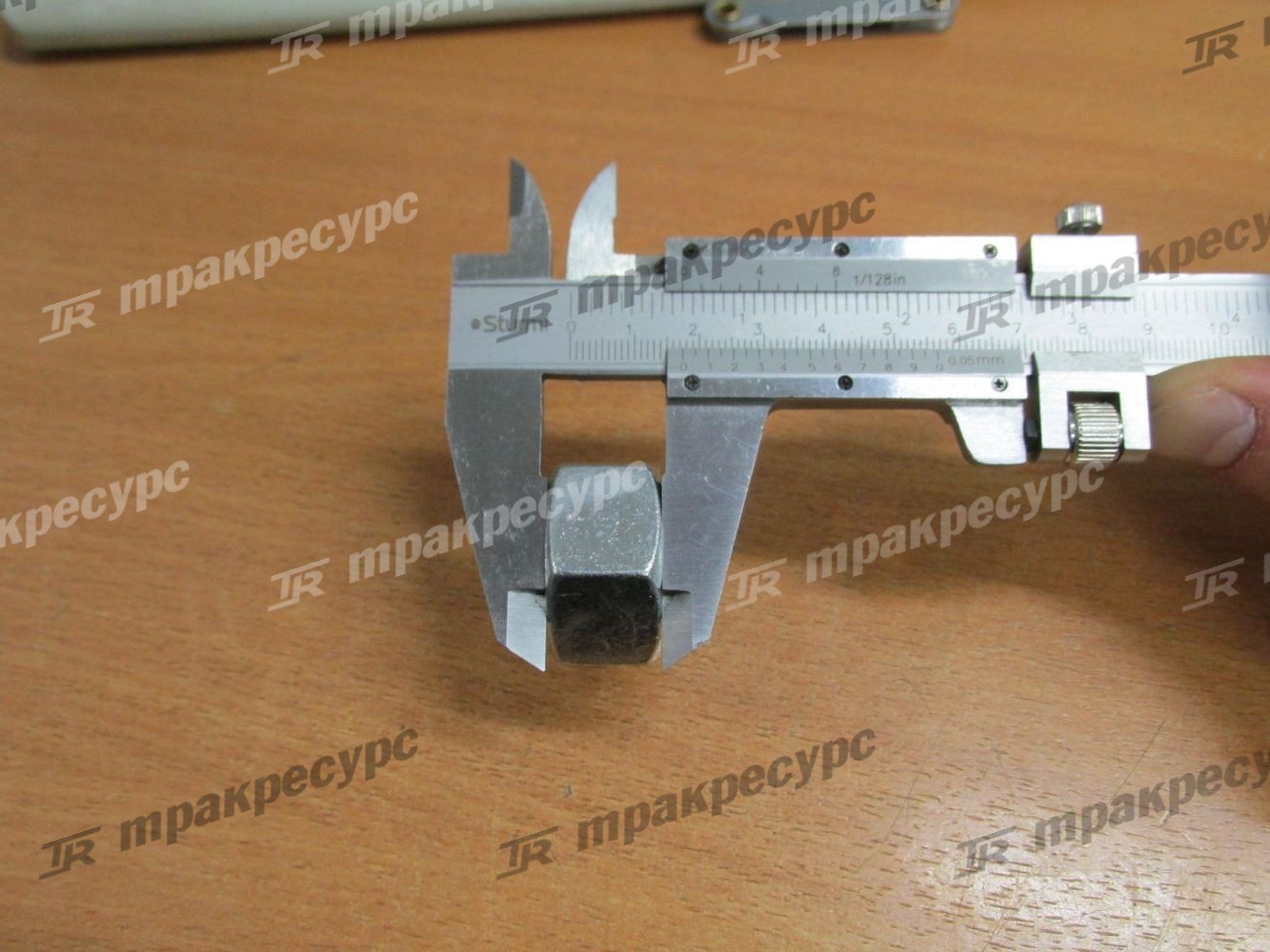 Гайка 01582-12218