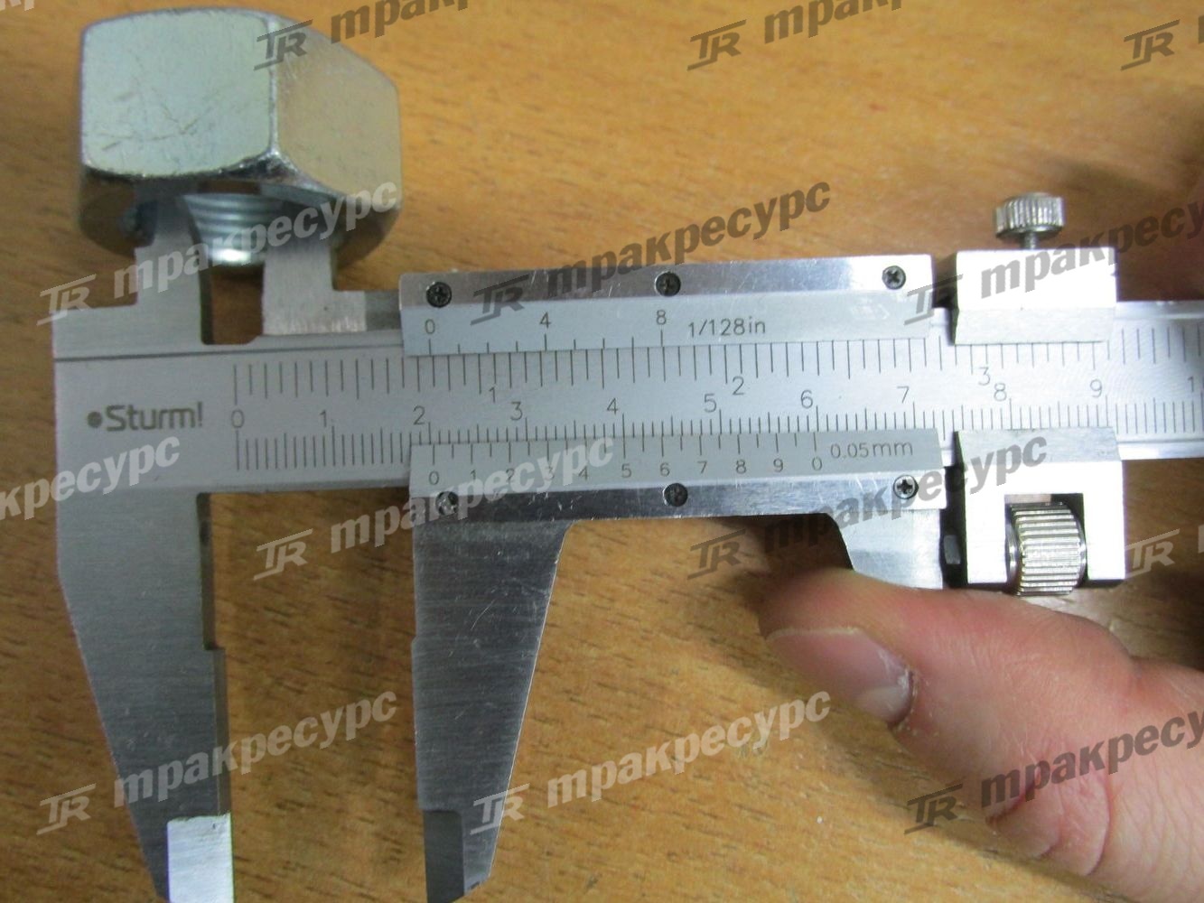 Гайка 01582-12218