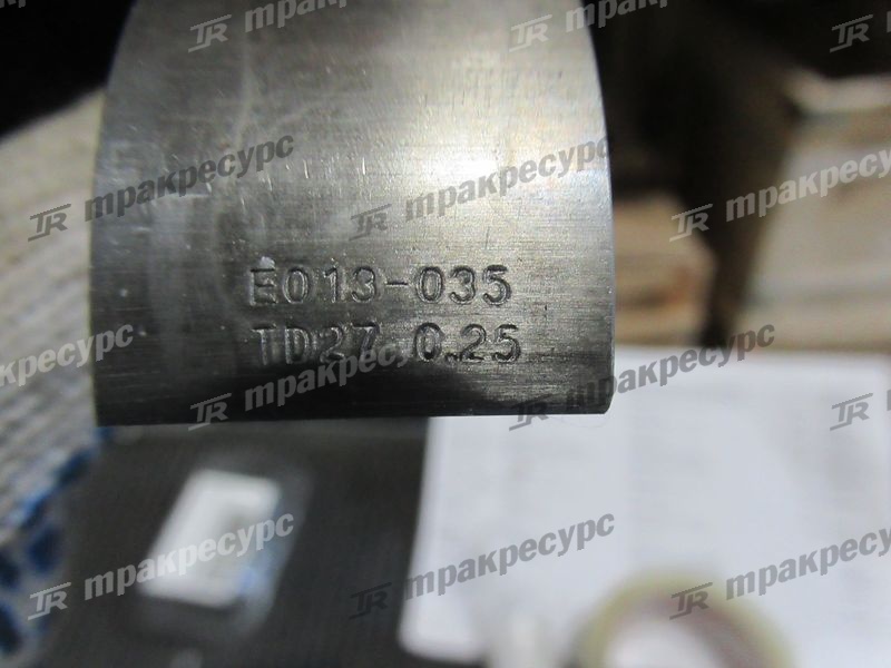 Вкладыш шатунный 0.25 NISSAN QD32